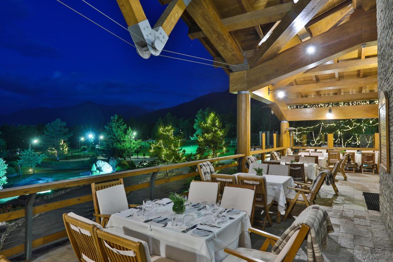 Luxury Chalets Pirin Golf & Country Club Банско Екстериор снимка